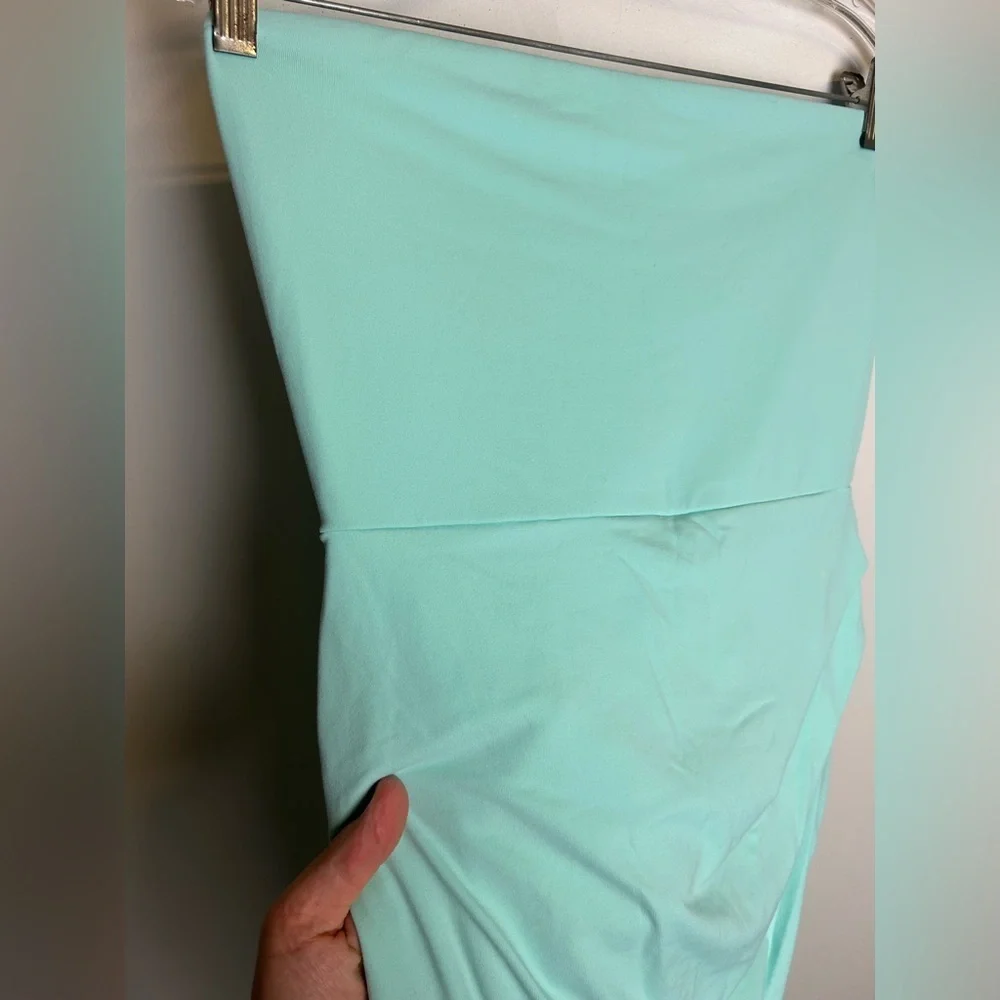 Susana Mónaco Elegant Aqua Blue Strapless Dress Size‎ M Stretch Sexi Bodycon